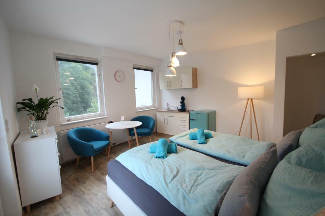 Moderne, Helle 1 Zimmer-Wohnung In Citylage Bad Urach Εξωτερικό φωτογραφία